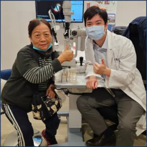 陳院長與岡山白內障患者合影